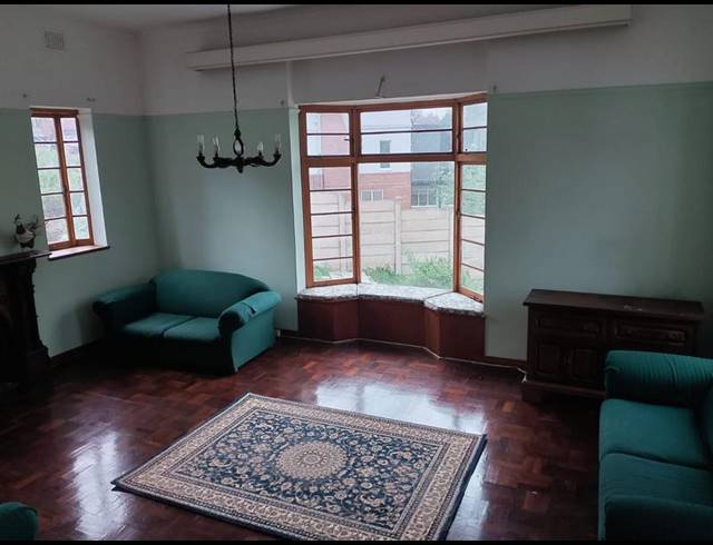 OFFICE FOR SALE IN TOWN HILL